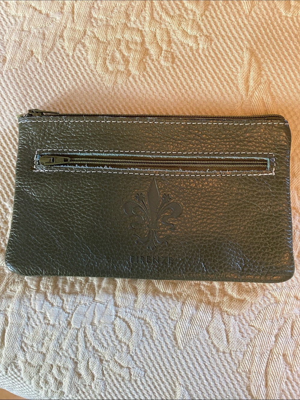 Firenze Olive Green Leather Zip Wallet - Picture 1 of 1